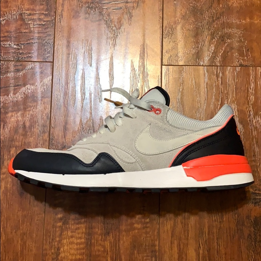 Nike Air Odyssey’s x New Balance bundle